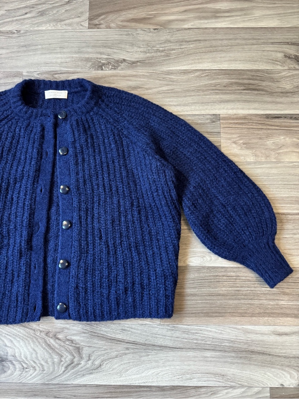 Sezane Emile Cardigan in Navy Size Medium - Picture 7 of 13